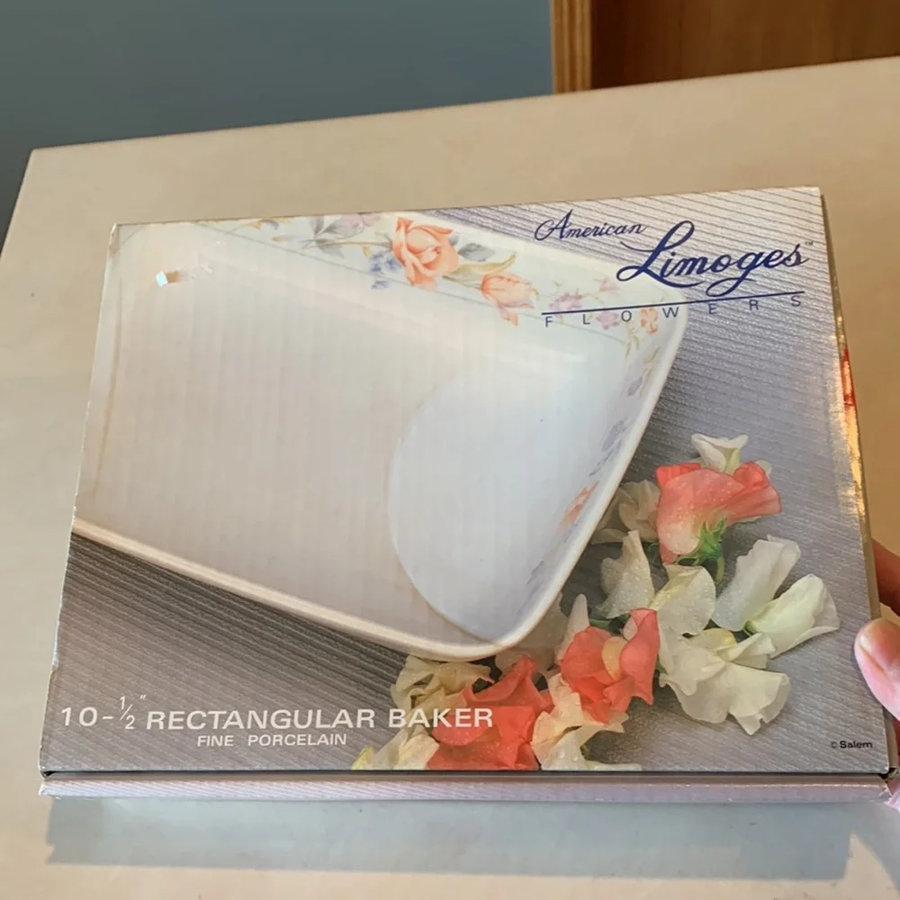 American Limoges Flowers Collection. It is the 10 1/2” Rectangular Baker